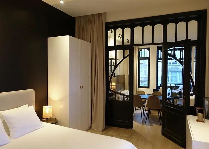 Casa Clementina - 3 Bedroom Apartment in a Art-Nouveau House